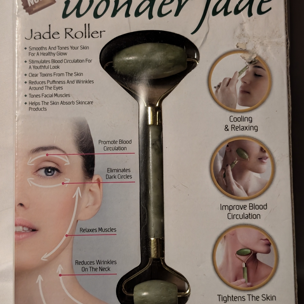 Wonder Jade Roller
